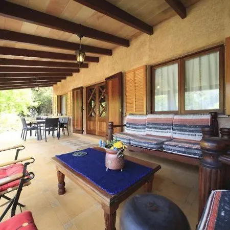 Sleeps 6 With Pool Air Con And Wifi Villa Pollenca